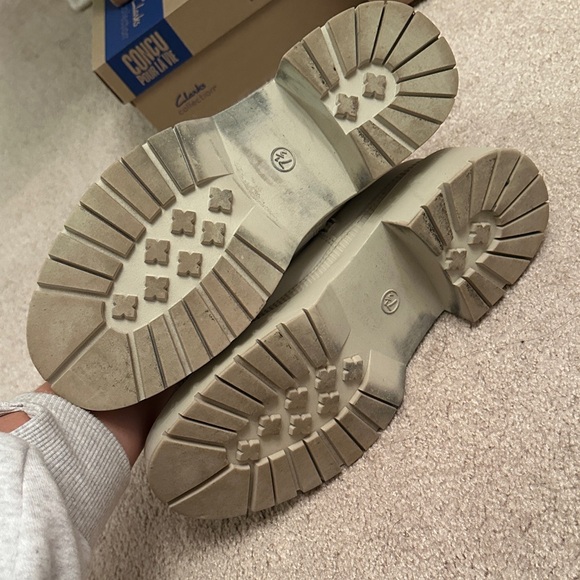 Target Cream Boot - Picture 5 of 5